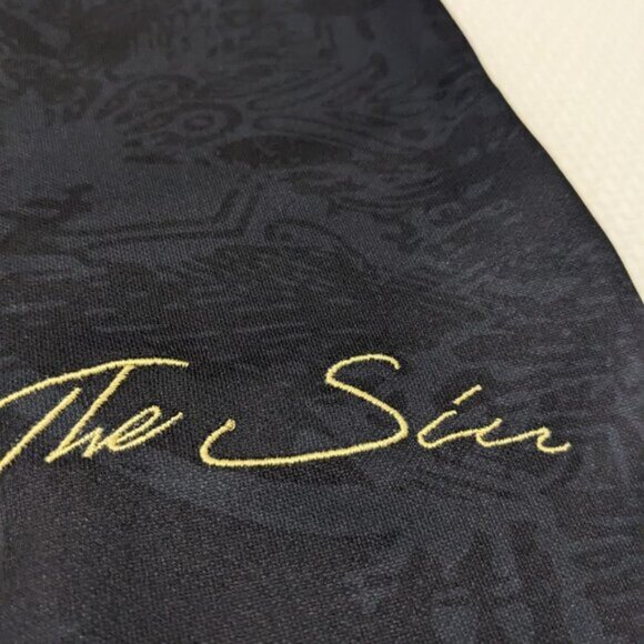 Portugal Ronaldo Black Jersey The Sui Jersey #7 Special Edition Version - Picture 5 of 9